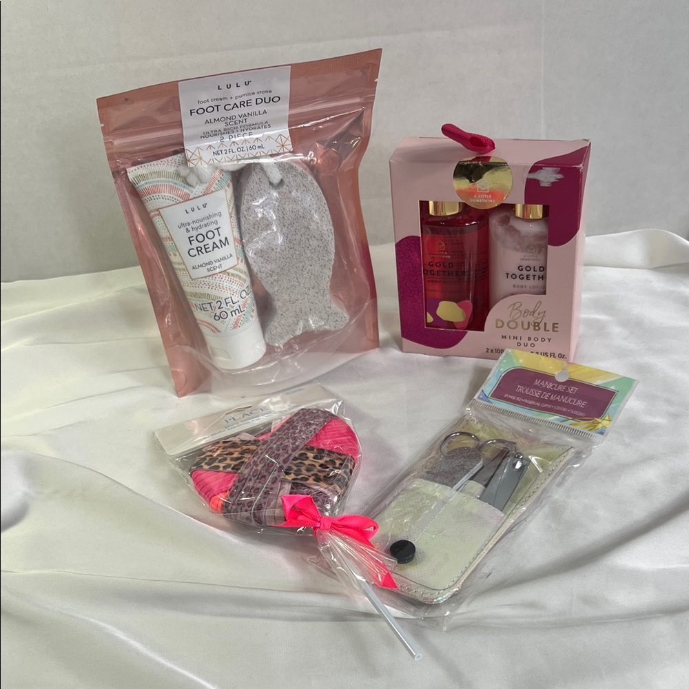 Women’s/Young Women’s Gift Set Lulu Foot Cream Gold Together Body Wash Manicure‎